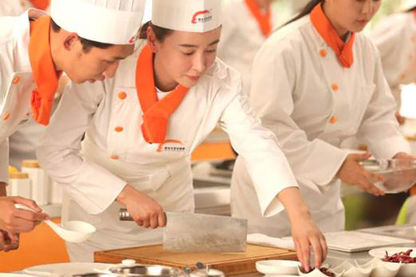 �����ϼ�У�W(xu��)ʲô��