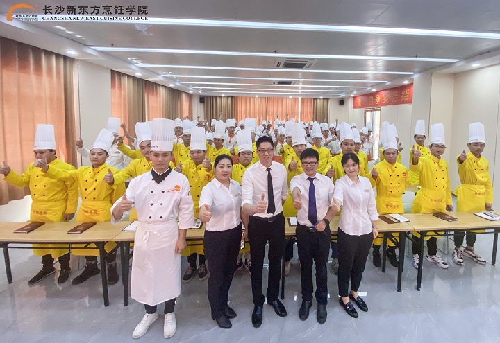 �L(zh��ng)ɳ�|����W(xu��)У