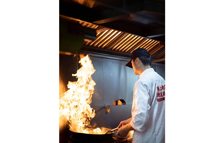 味上湘菜館招聘中廚房廚師