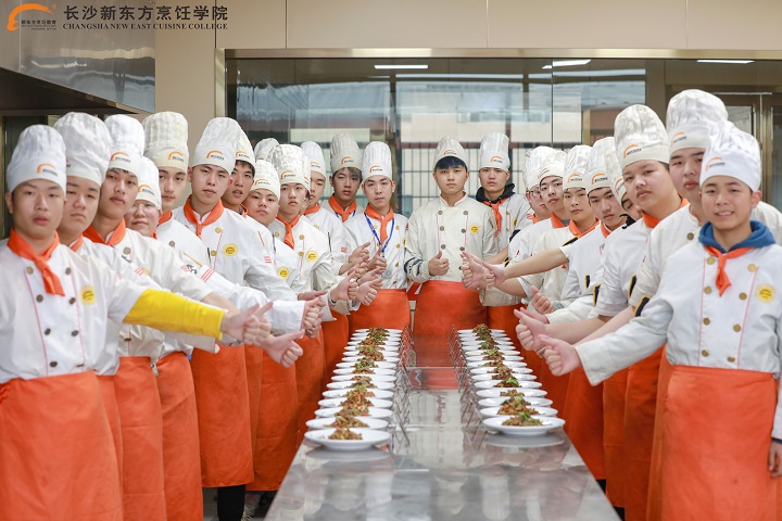 �I(y��)����