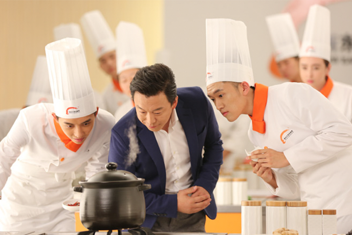 �I(y��)����