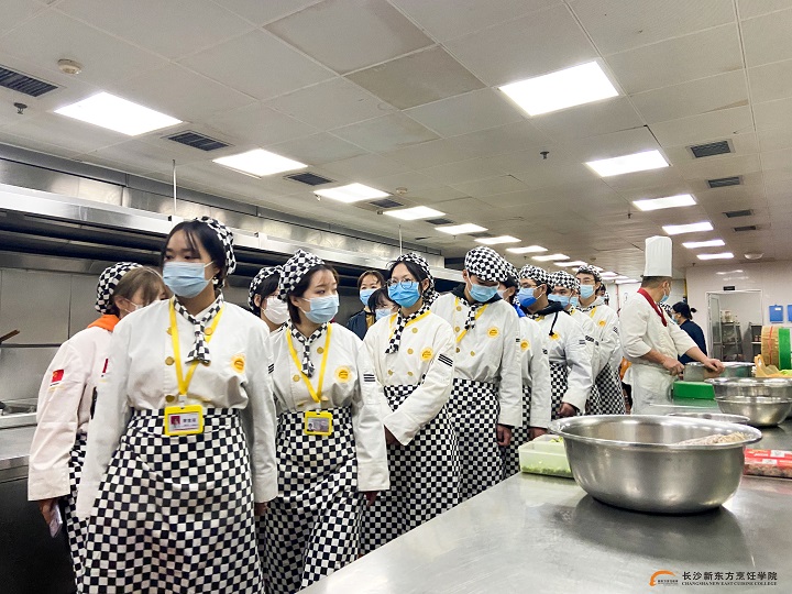 ��?g��u)?qi��ng)�����^Ħ��