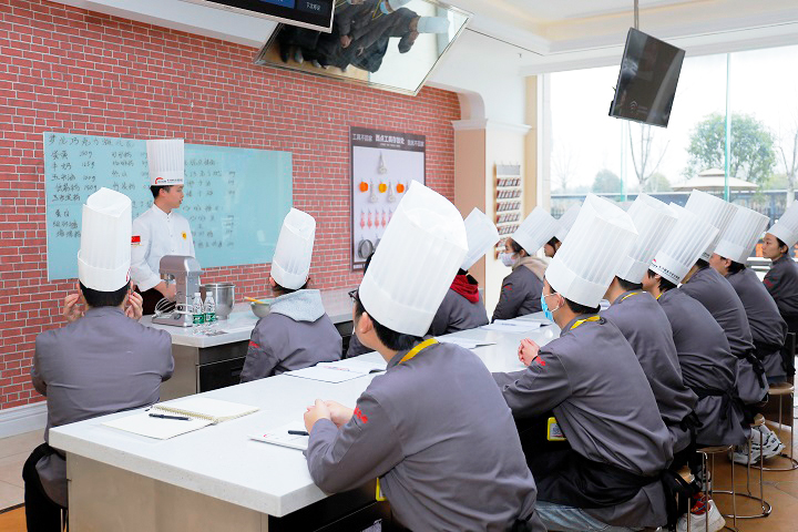 ���MУ�@���