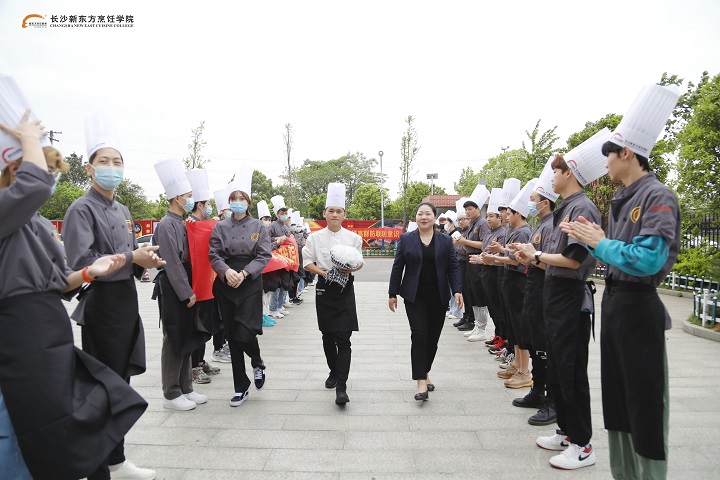 �L(zh��ng)ɳ�|����W(xu��)У