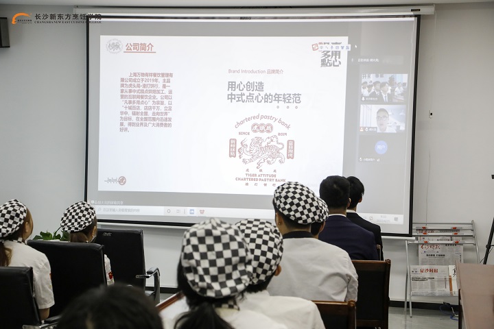 ���^�������