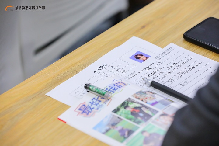 У�@��Ƹ��