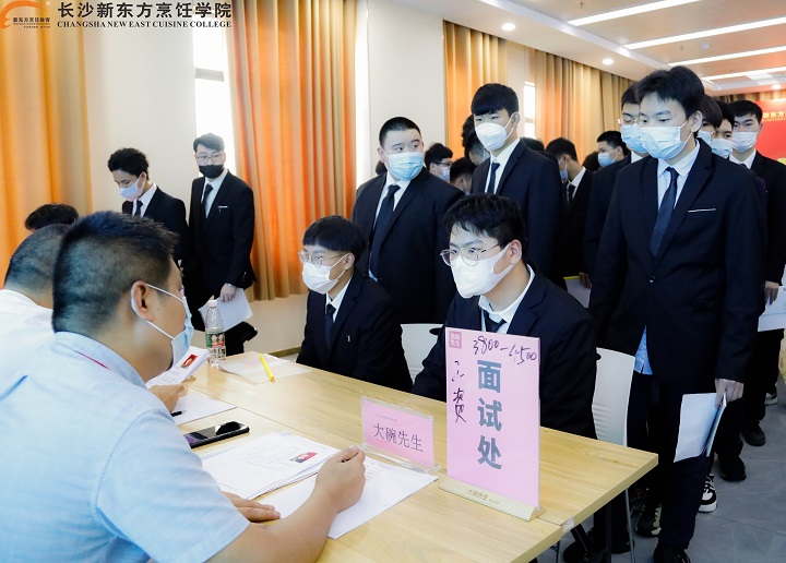 У�@��Ƹ��