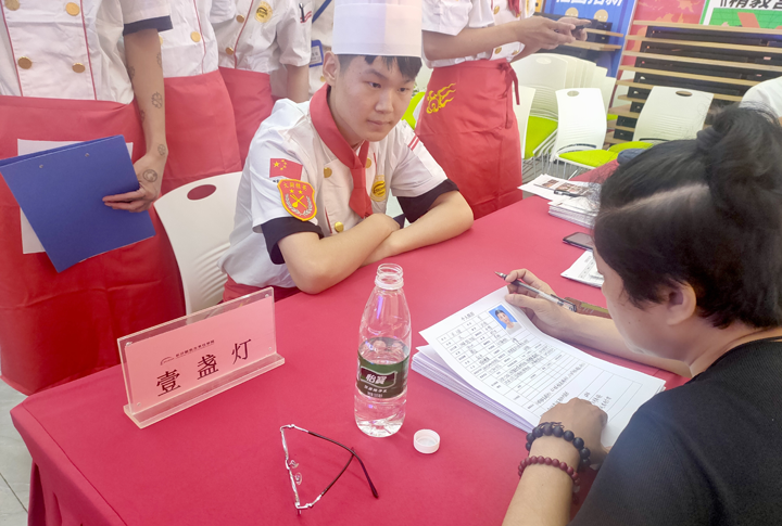 5��I(y��)��У��Ƹ�����I(y��)���͘I(y��)