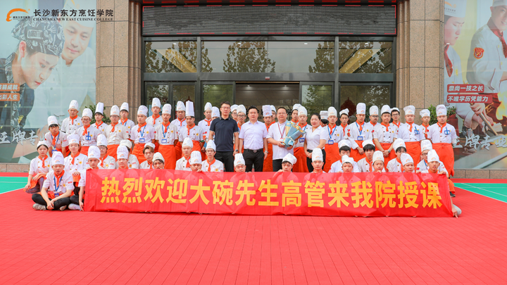 �����������У���n