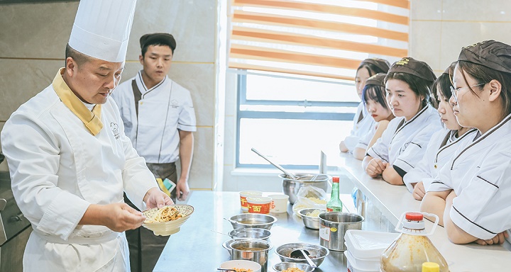 長沙新東方烹飪學(xué)校暑假班