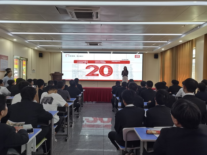 長(zhǎng)沙新東方烹飪學(xué)校專場(chǎng)面試招聘會(huì)