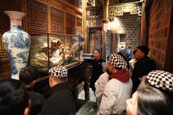 長沙新東方烹飪學(xué)校走進喜苑人文餐廳