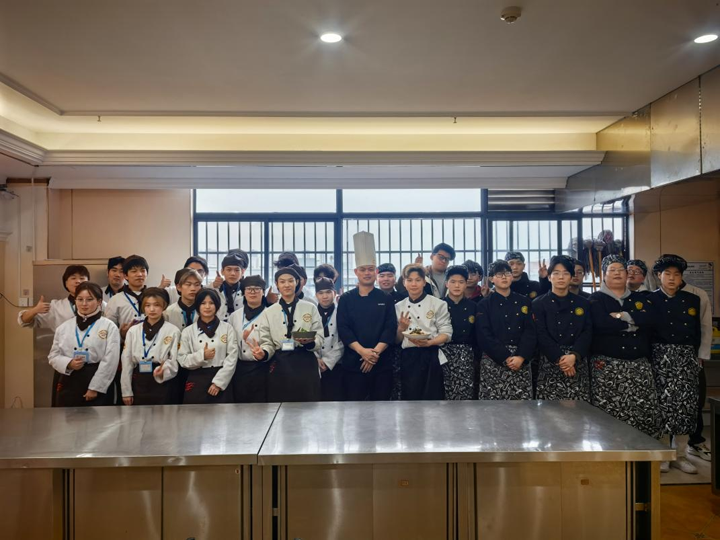 長沙新東方名師大講堂:O\eat行政總廚韓德洲引領(lǐng)西餐藝術(shù)探索之旅